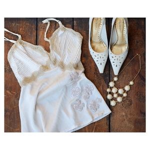 BEAUTIFUL!!! Cami by Guess XS